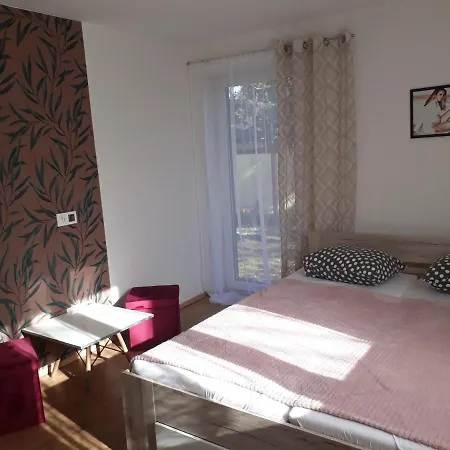 3 Izbovy Rd - *