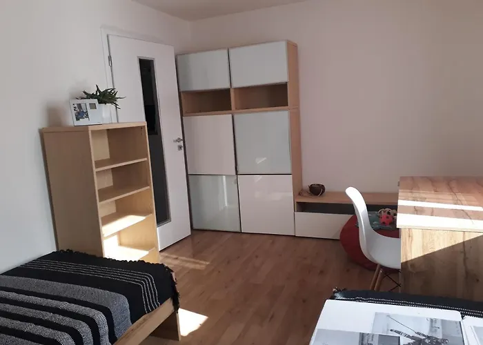 3 Izbovy Rd - Ferienhaus