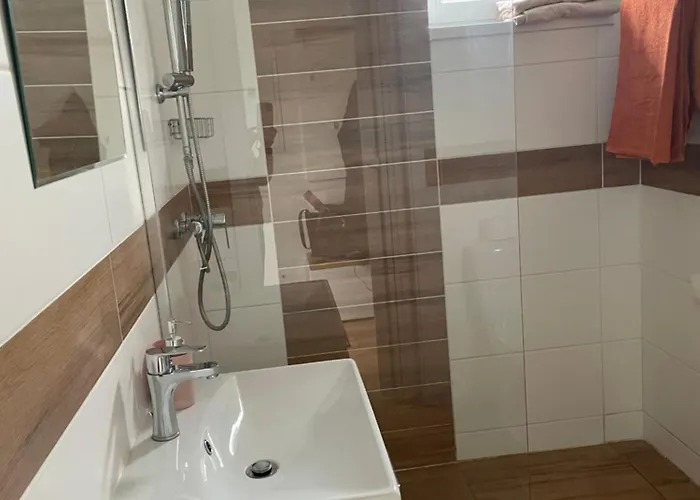 3 Izbovy Rd - Feriehus